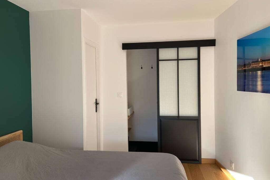 Le Clos Du Mesnil, Logement Totalement Independant Le Tourne Eksteriør billede