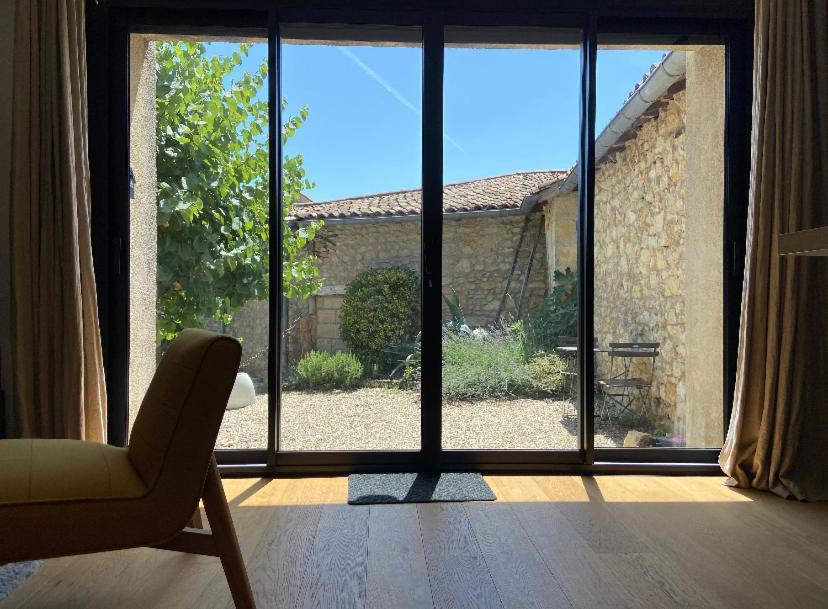 Le Clos Du Mesnil, Logement Totalement Independant Le Tourne Eksteriør billede